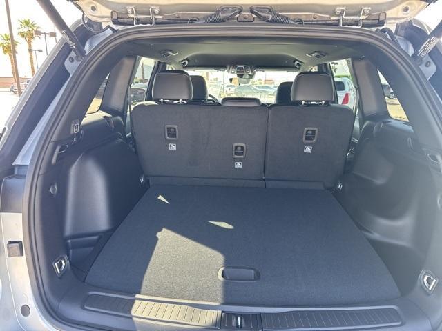 new 2025 Jeep Grand Cherokee car, priced at $44,599