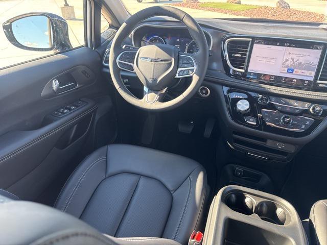 new 2026 Chrysler Pacifica car, priced at $38,999