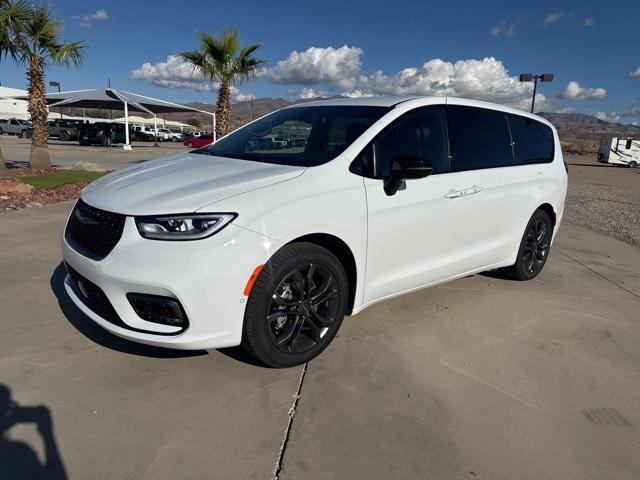 new 2026 Chrysler Pacifica car, priced at $38,999