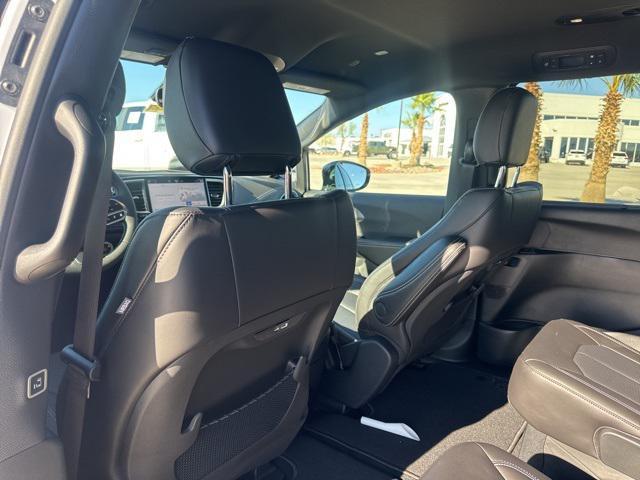 new 2026 Chrysler Pacifica car, priced at $38,999