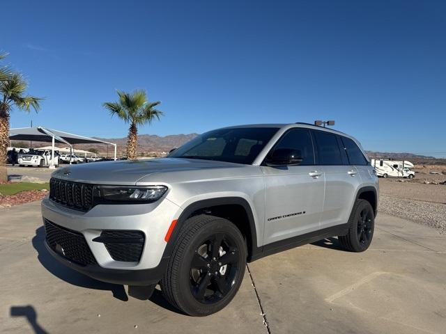 new 2025 Jeep Grand Cherokee car, priced at $37,499