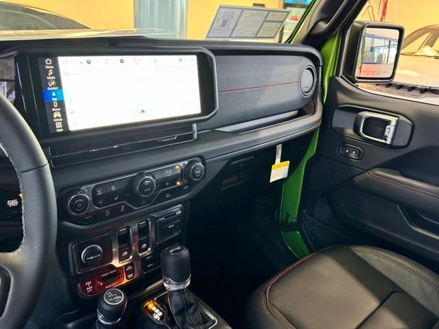 new 2025 Jeep Wrangler car, priced at $52,299