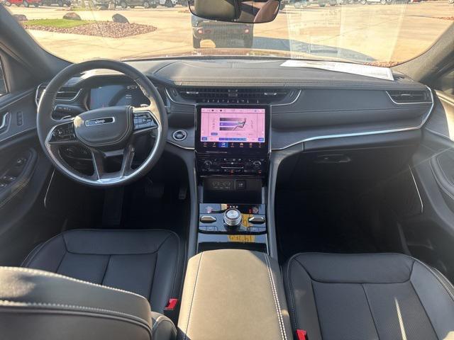 new 2025 Jeep Grand Cherokee car, priced at $54,499