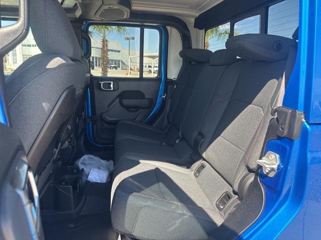 new 2025 Jeep Gladiator car, priced at $47,999