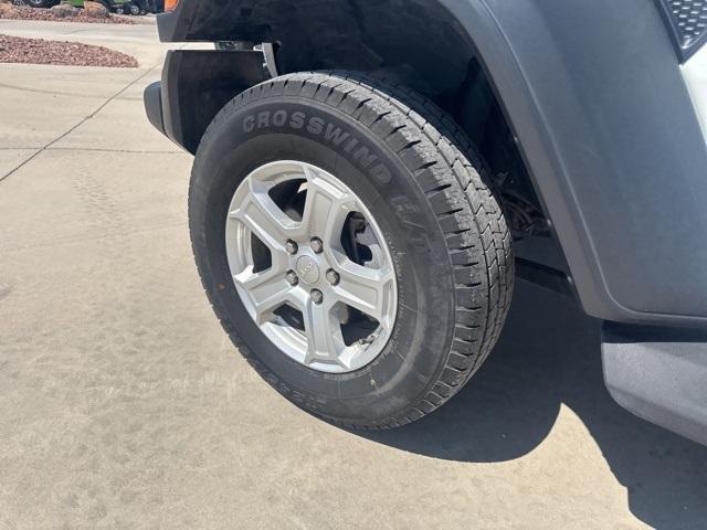 used 2020 Jeep Wrangler Unlimited car, priced at $27,484