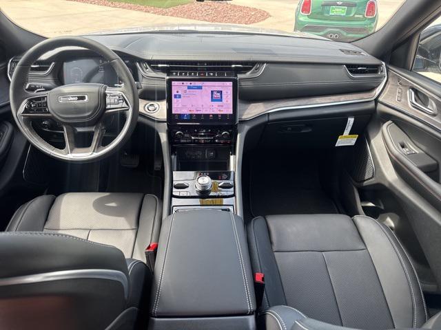 new 2025 Jeep Grand Cherokee car, priced at $56,799