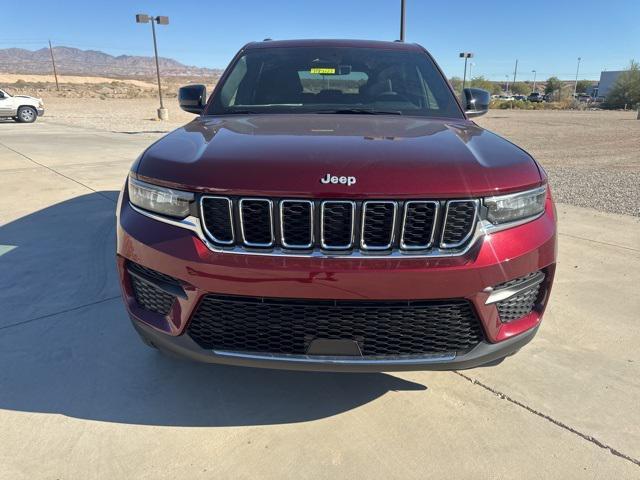 new 2025 Jeep Grand Cherokee car, priced at $37,699