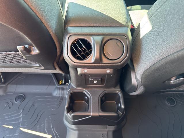 new 2025 Jeep Gladiator car, priced at $47,499