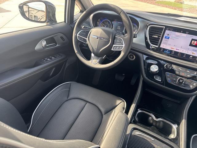 new 2026 Chrysler Pacifica car, priced at $42,399