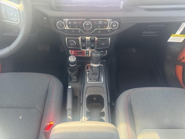 new 2025 Jeep Gladiator car, priced at $48,499