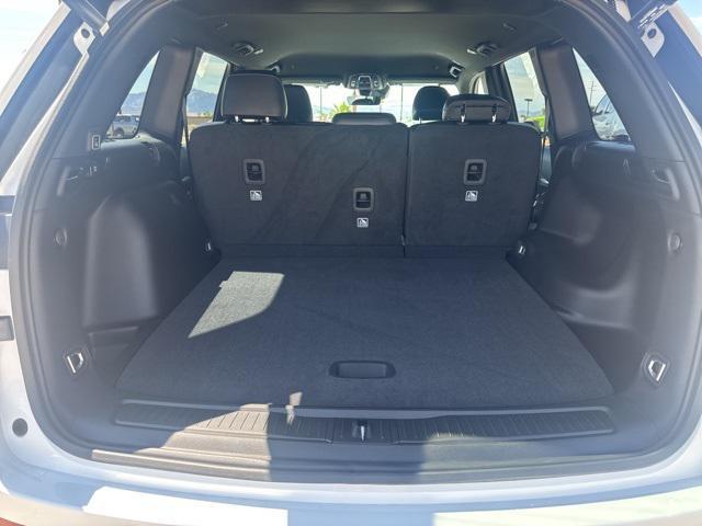 new 2025 Jeep Grand Cherokee car, priced at $41,799
