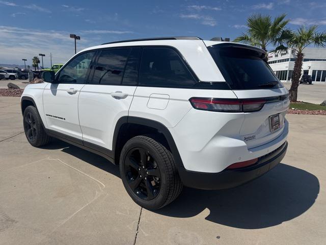 new 2025 Jeep Grand Cherokee car, priced at $41,799