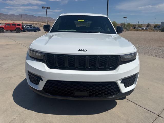 new 2025 Jeep Grand Cherokee car, priced at $41,799