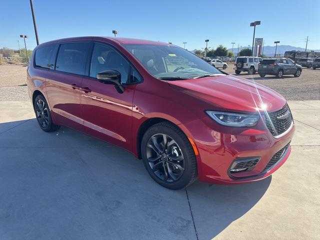 new 2026 Chrysler Pacifica car, priced at $36,999