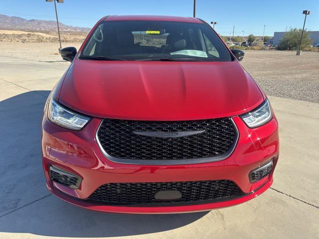 new 2026 Chrysler Pacifica car, priced at $36,999