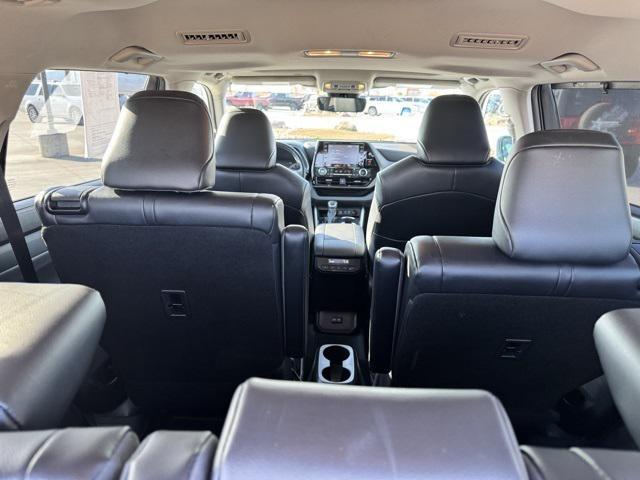 used 2022 Toyota Highlander car, priced at $32,574