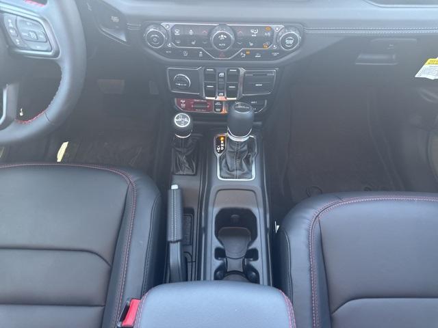 new 2025 Jeep Gladiator car, priced at $55,499