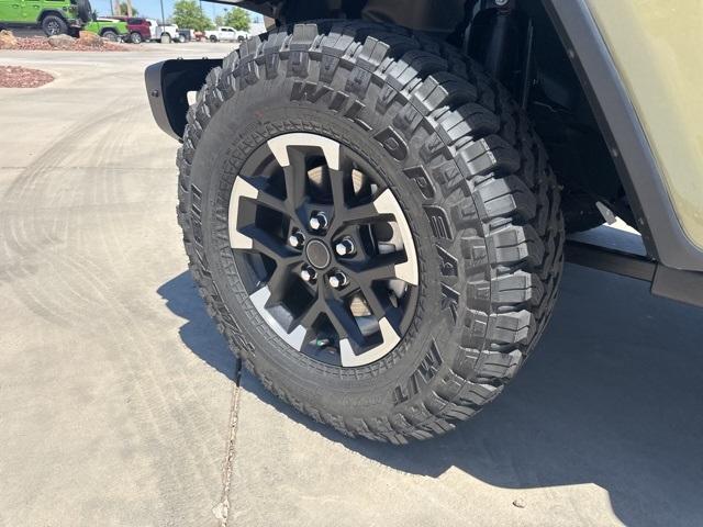 new 2025 Jeep Gladiator car, priced at $55,499