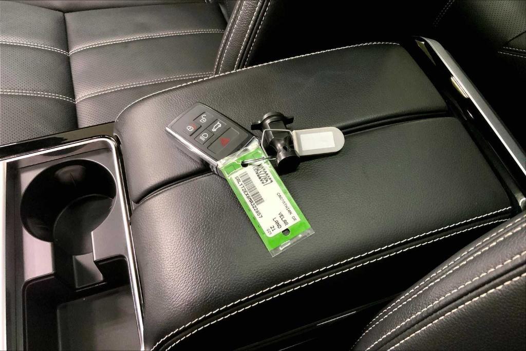 used 2021 Land Rover Range Rover Velar car, priced at $31,500