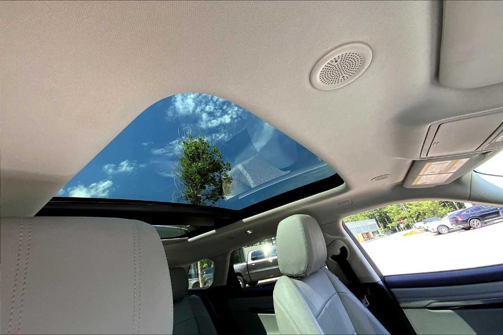 used 2021 Land Rover Range Rover Evoque car, priced at $31,500