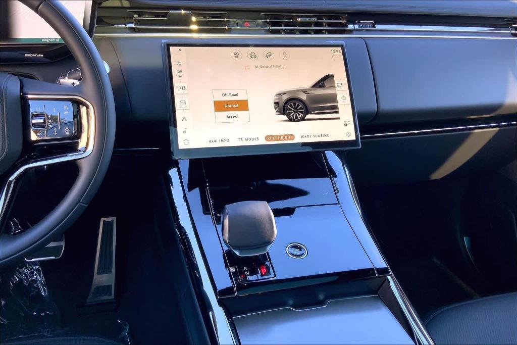 new 2025 Land Rover Range Rover Sport car, priced at $100,840