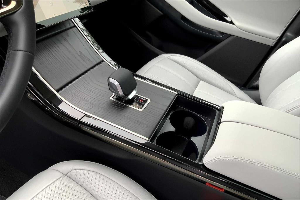 used 2025 Land Rover Range Rover Evoque car, priced at $45,000