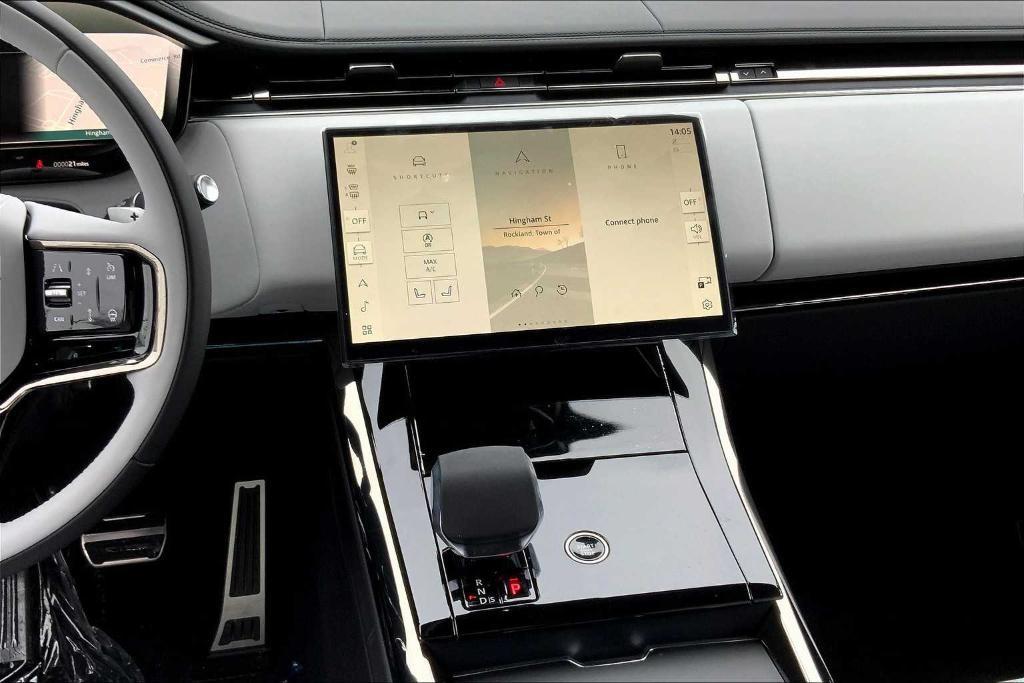 new 2025 Land Rover Range Rover Sport car, priced at $130,505
