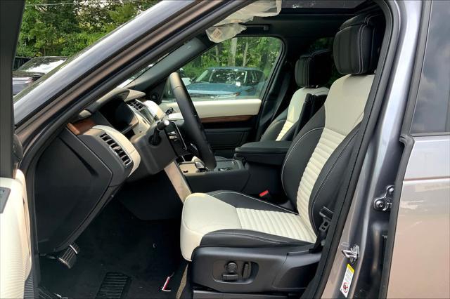 new 2024 Land Rover Discovery car, priced at $72,625