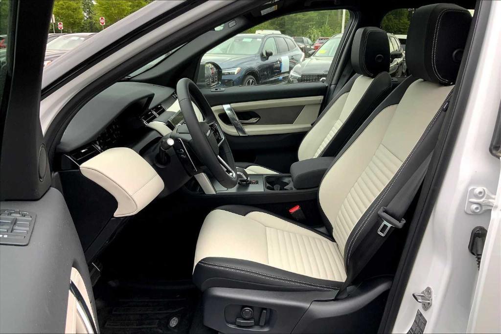 new 2025 Land Rover Discovery Sport car, priced at $59,440