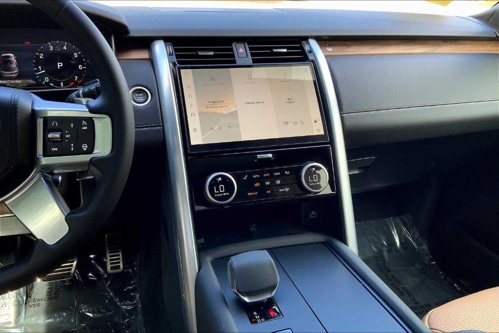 used 2025 Land Rover Discovery car, priced at $65,500