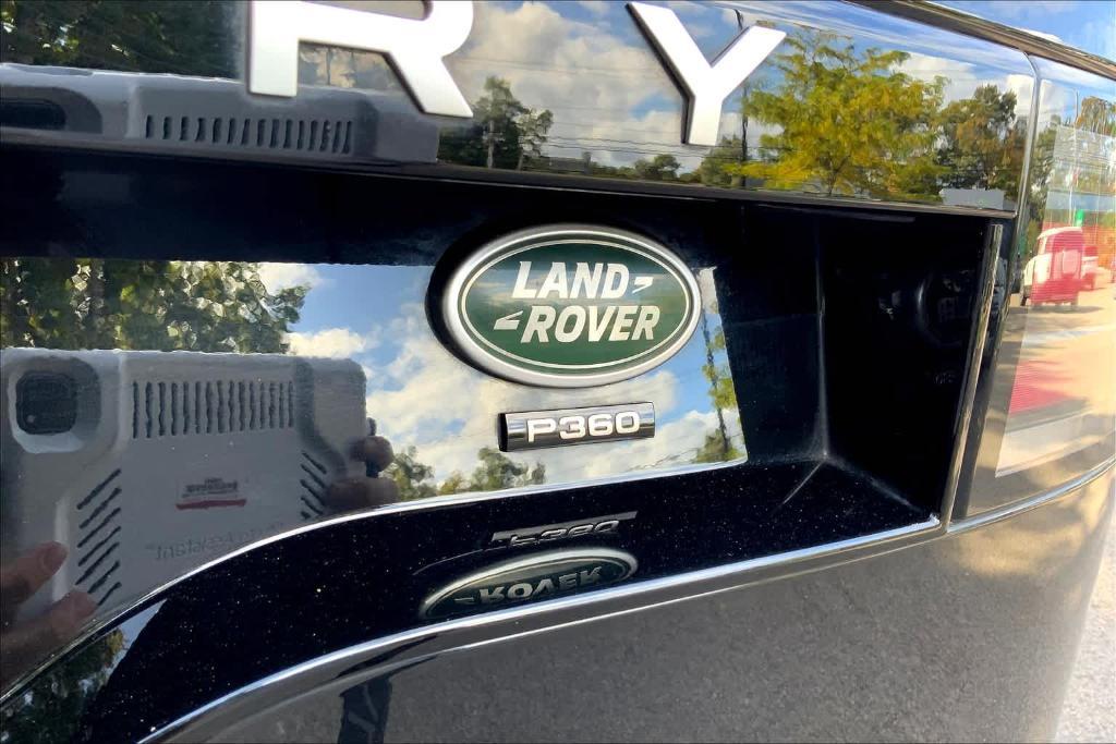 used 2023 Land Rover Discovery car, priced at $57,500