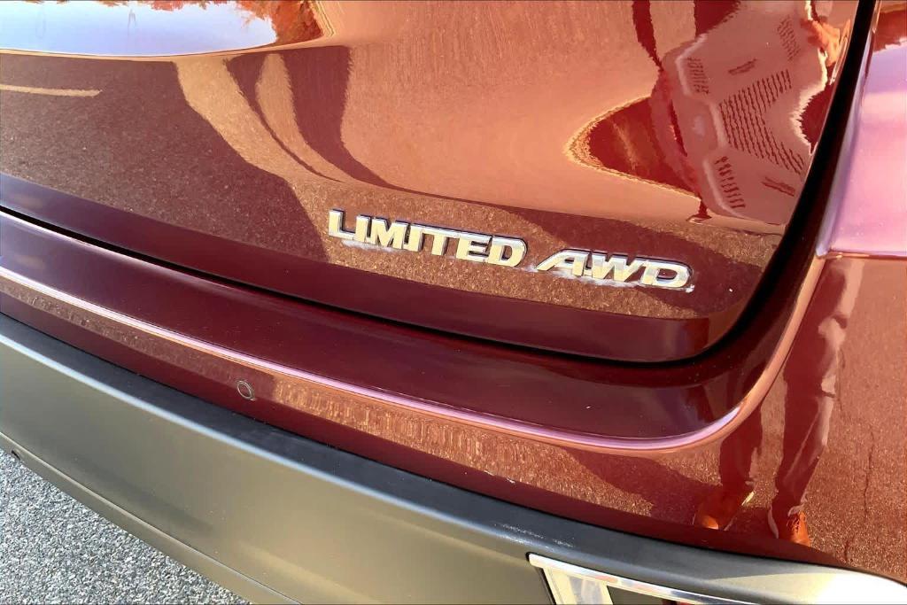 used 2019 Toyota Highlander car, priced at $33,000