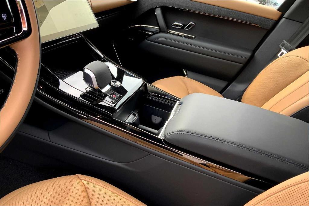 new 2025 Land Rover Range Rover Sport car, priced at $106,365
