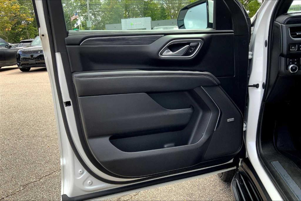 used 2021 GMC Yukon XL car, priced at $39,500