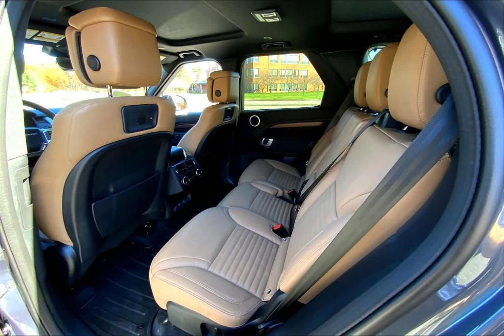 used 2025 Land Rover Discovery car, priced at $62,000