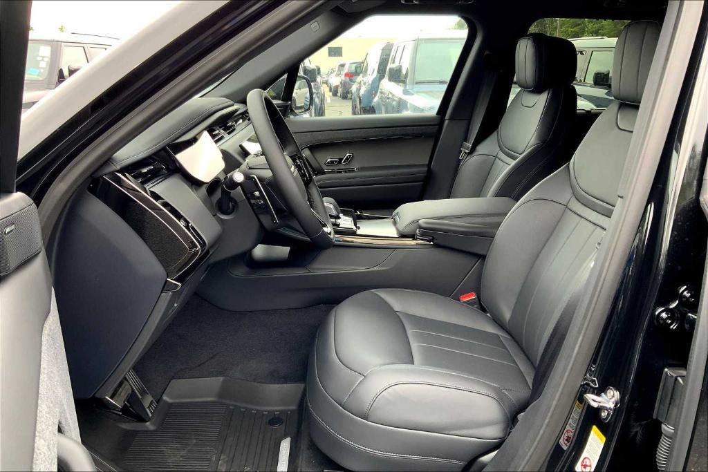 new 2025 Land Rover Range Rover Sport car, priced at $103,335