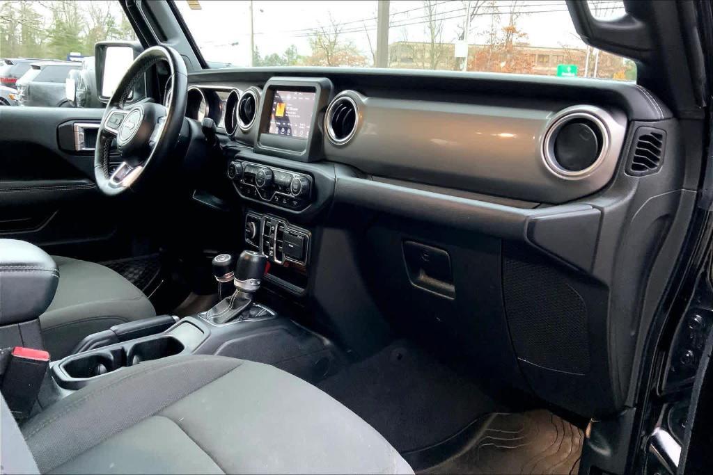 used 2021 Jeep Wrangler Unlimited car, priced at $29,397