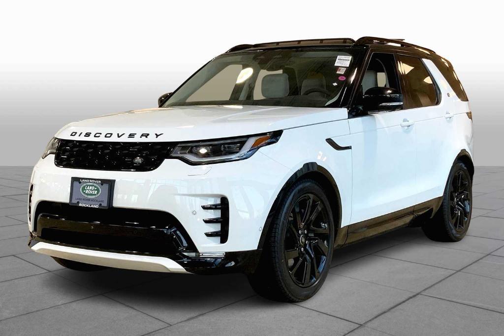 new 2025 Land Rover Discovery car, priced at $70,085