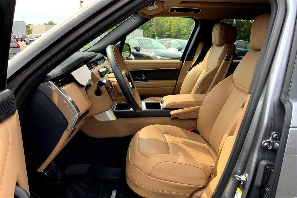 new 2025 Land Rover Range Rover car, priced at $146,280