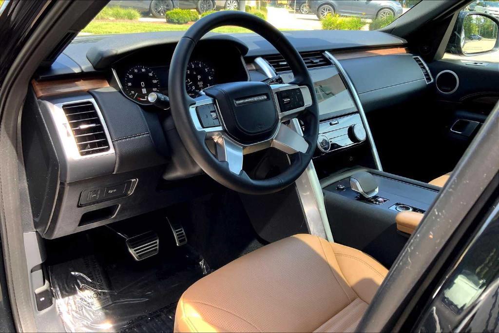 used 2025 Land Rover Discovery car, priced at $65,000