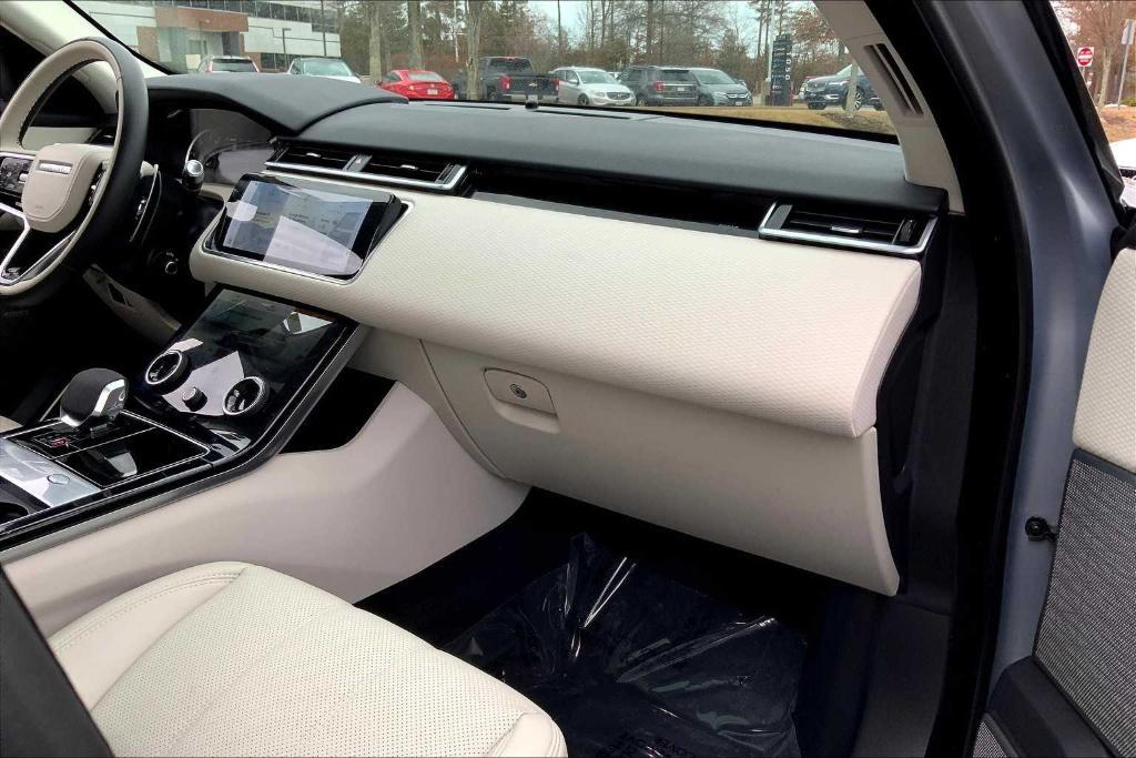 used 2022 Land Rover Range Rover Velar car, priced at $42,000