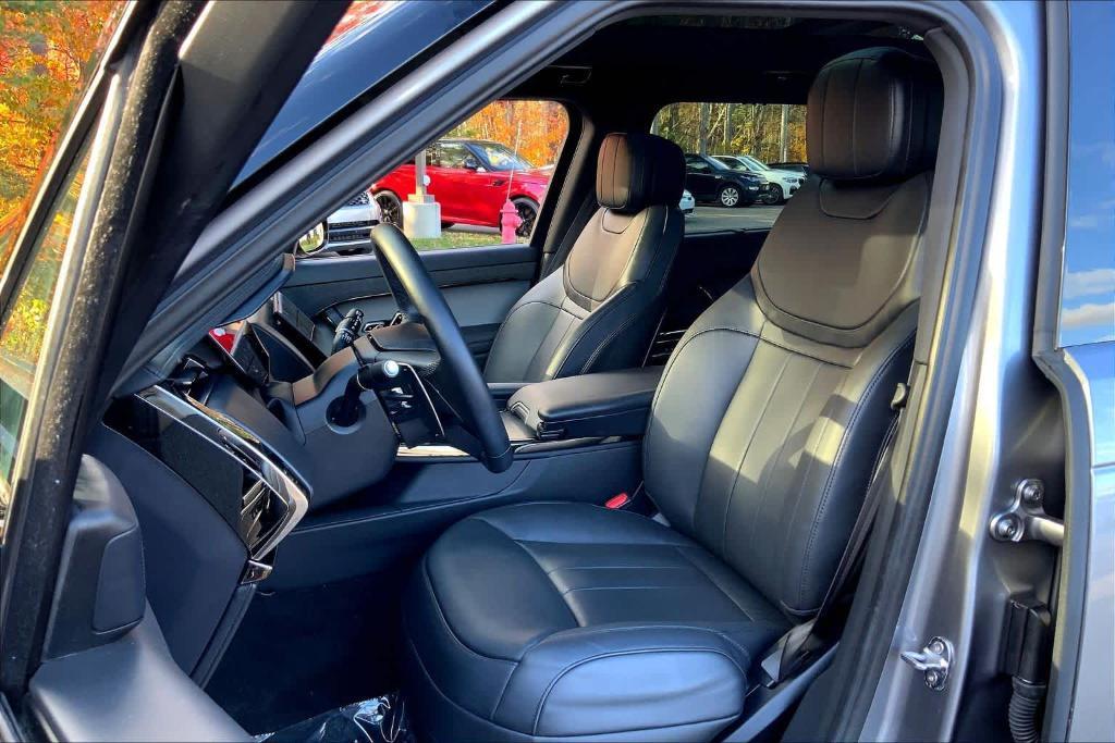 used 2025 Land Rover Range Rover Sport car, priced at $92,000