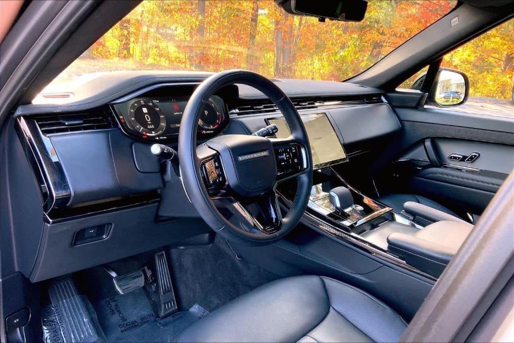 used 2025 Land Rover Range Rover Sport car, priced at $92,000