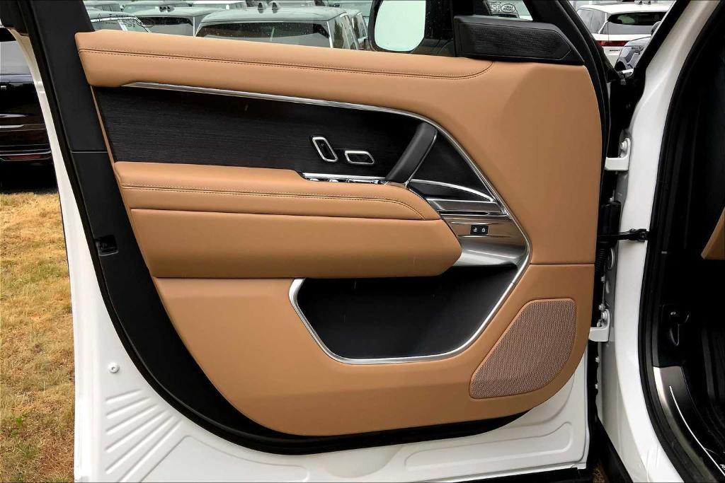 new 2025 Land Rover Range Rover car, priced at $131,545
