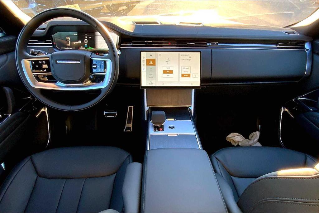 new 2025 Land Rover Range Rover car, priced at $132,425