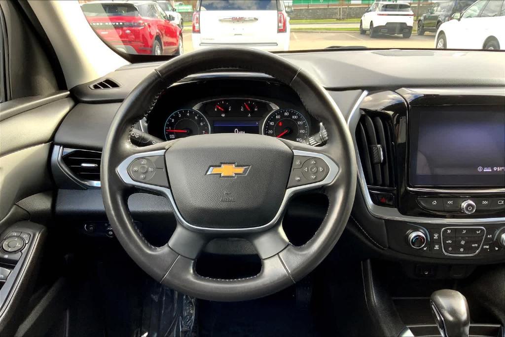 used 2021 Chevrolet Traverse car, priced at $26,500