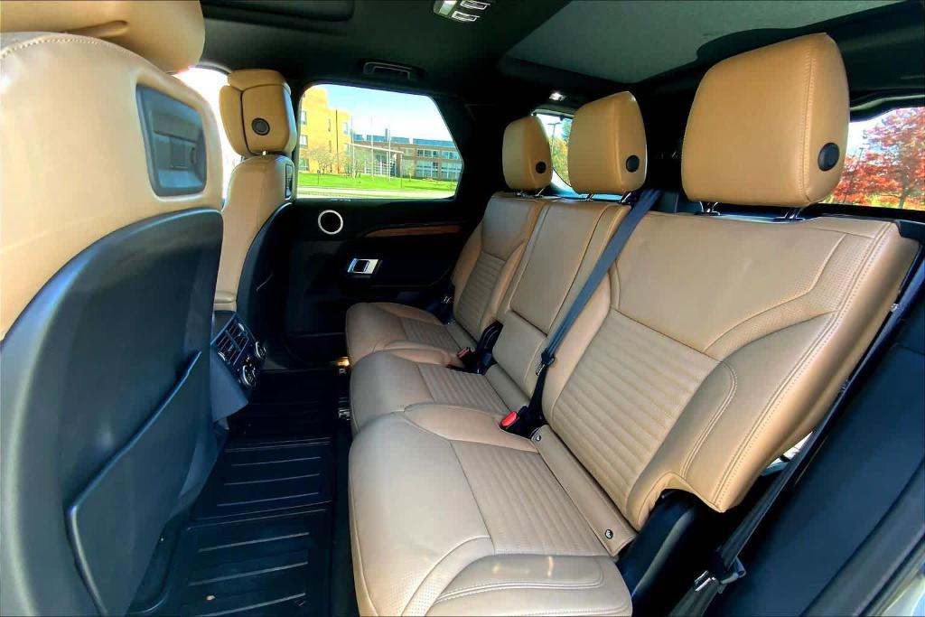 used 2025 Land Rover Discovery car, priced at $60,000