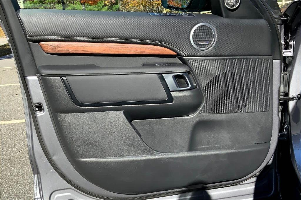 used 2025 Land Rover Discovery car, priced at $60,000