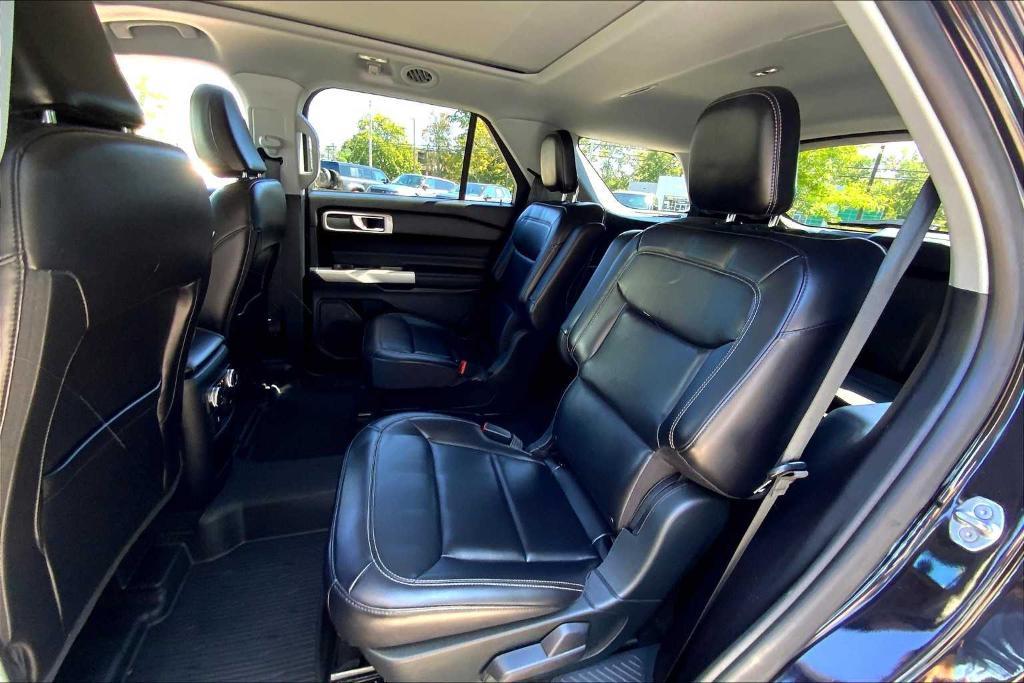 used 2021 Ford Explorer car, priced at $26,120