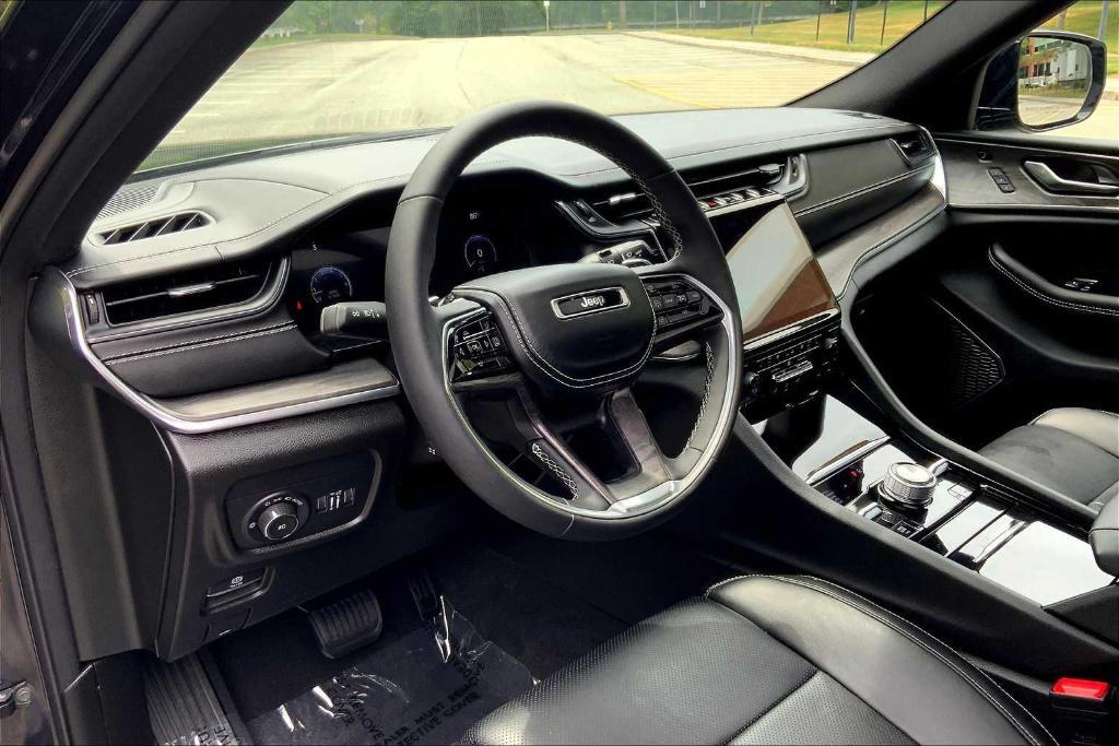 used 2024 Jeep Grand Cherokee L car, priced at $48,500